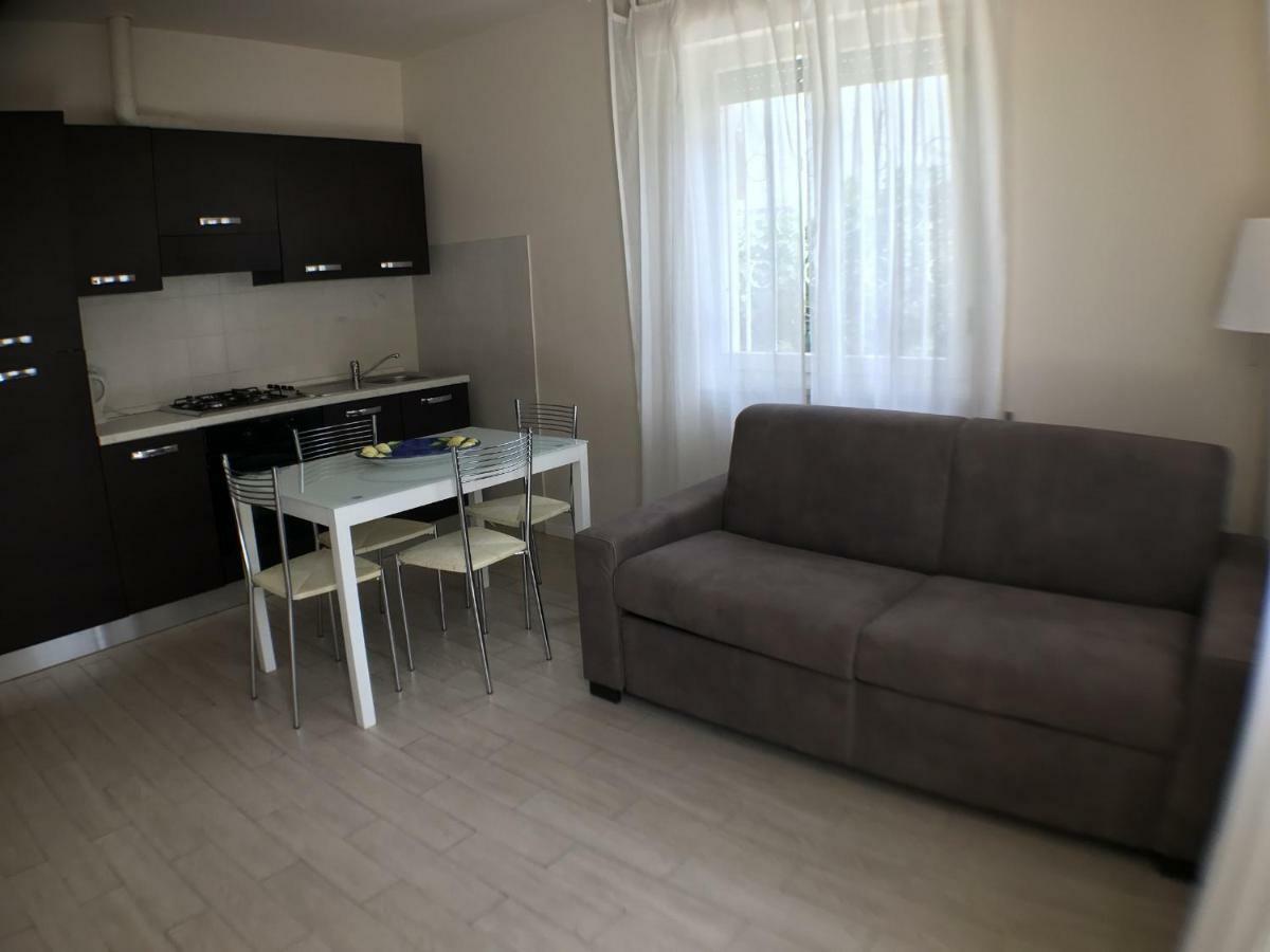 Casa Vacanze Vespucci Torre del Lago Puccini Bagian luar foto